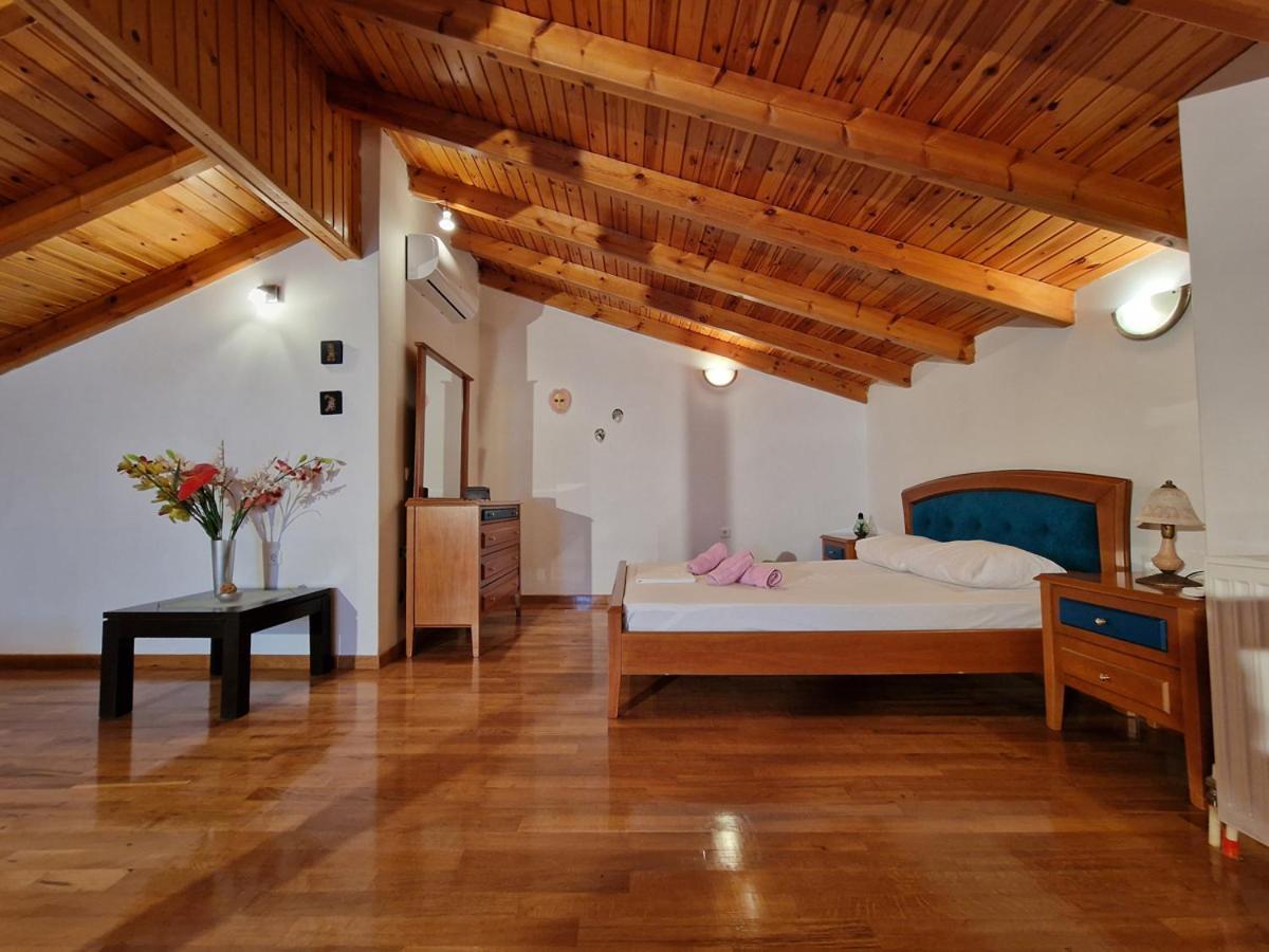 Villa Liana : Luxury Villa With Fantastic Sea View, Near Airport Порто-Рафти Экстерьер фото