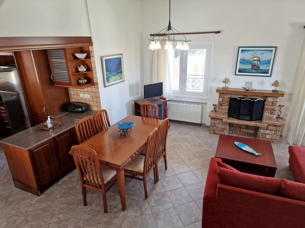 Villa Liana : Luxury Villa With Fantastic Sea View, Near Airport Порто-Рафти Экстерьер фото