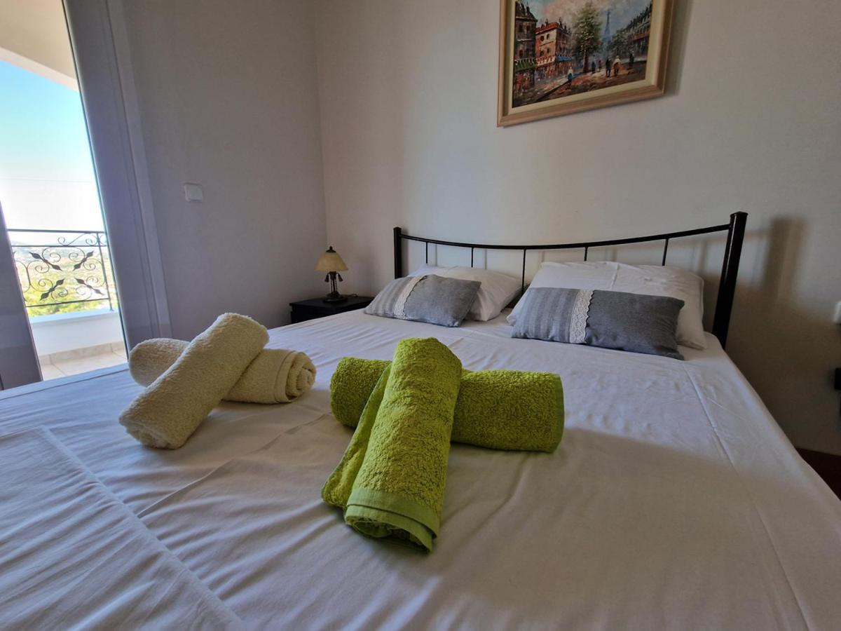Villa Liana : Luxury Villa With Fantastic Sea View, Near Airport Порто-Рафти Экстерьер фото