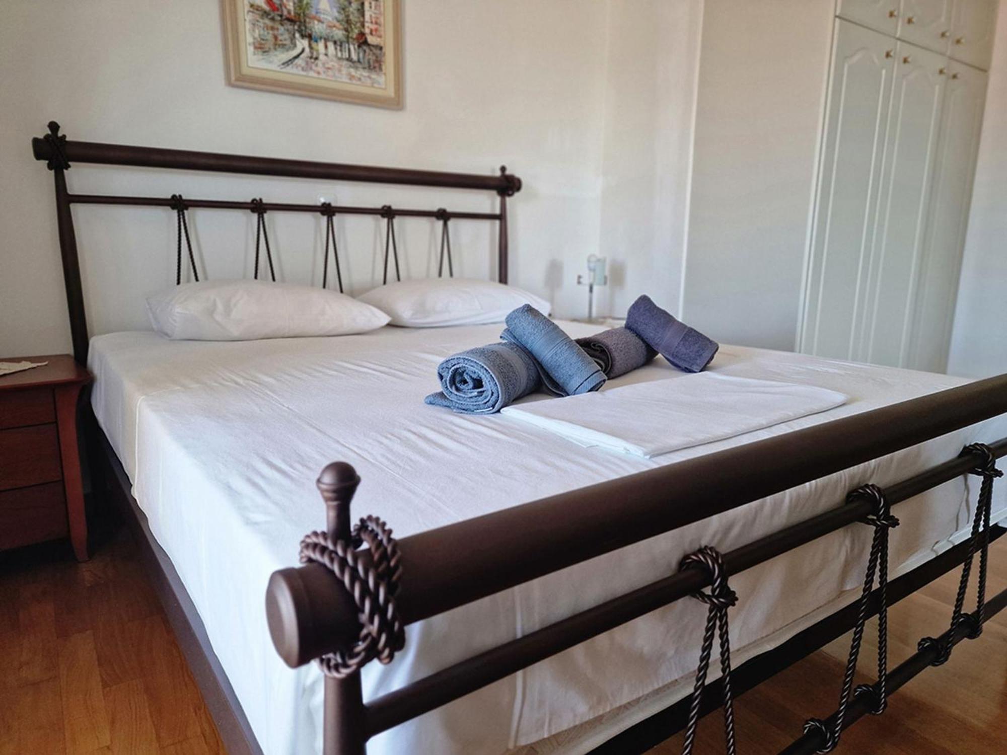 Villa Liana : Luxury Villa With Fantastic Sea View, Near Airport Порто-Рафти Экстерьер фото